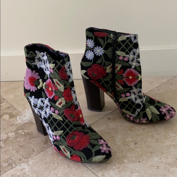 JustFab Shoes - Just Fab Floral Print Ankle Booties